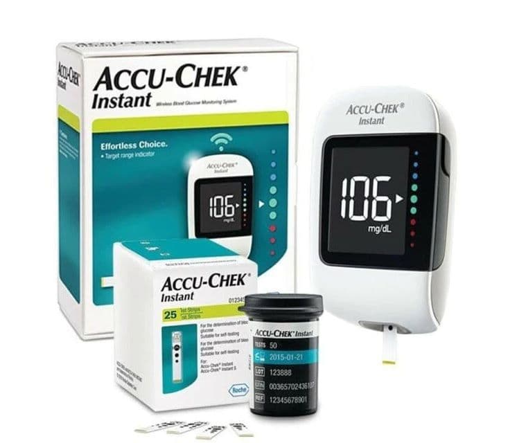 Pack Glucometro Accu-Chek Instant + 25 tiras + 25 lancetas
