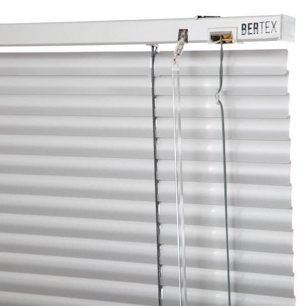Persiana de aluminio Plata 135cm ancho x230cm alto Laminas 25mm