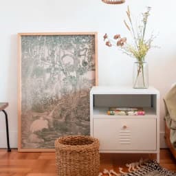 Velador con Cajon Metalico Blanco