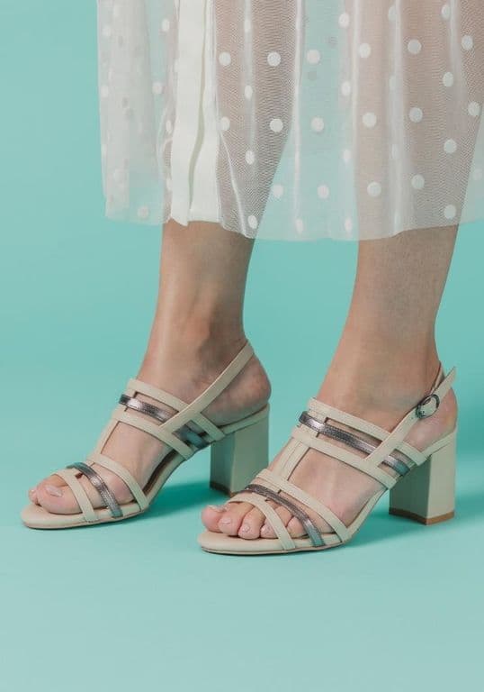 Sandalia Cuero Manuela Beige Beige 40