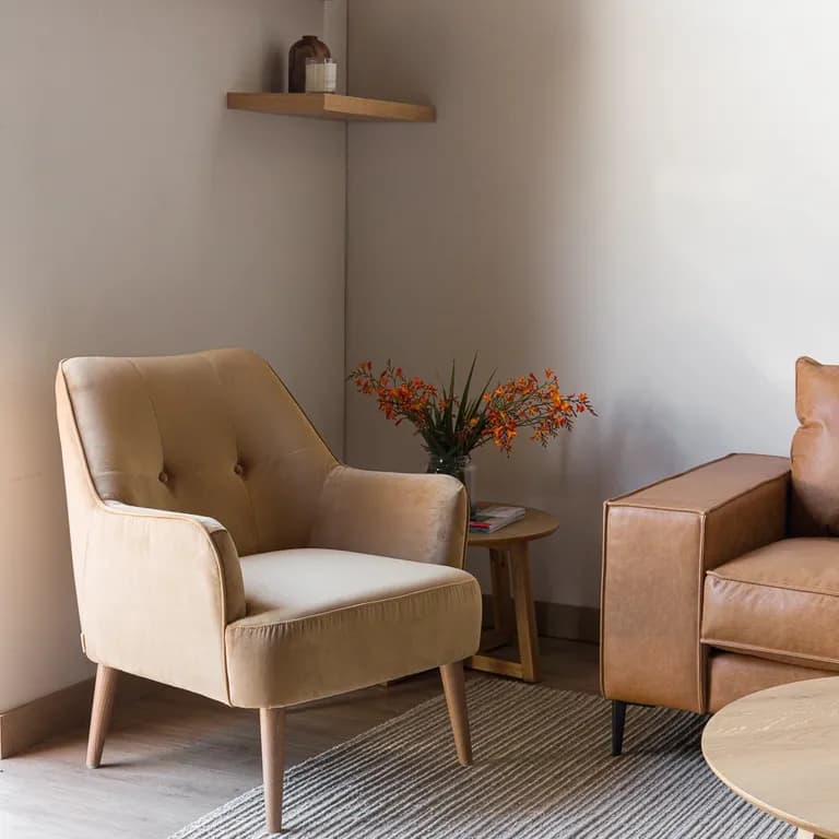 Poltrona Alfaro Velvet Pardo Amoble Castano