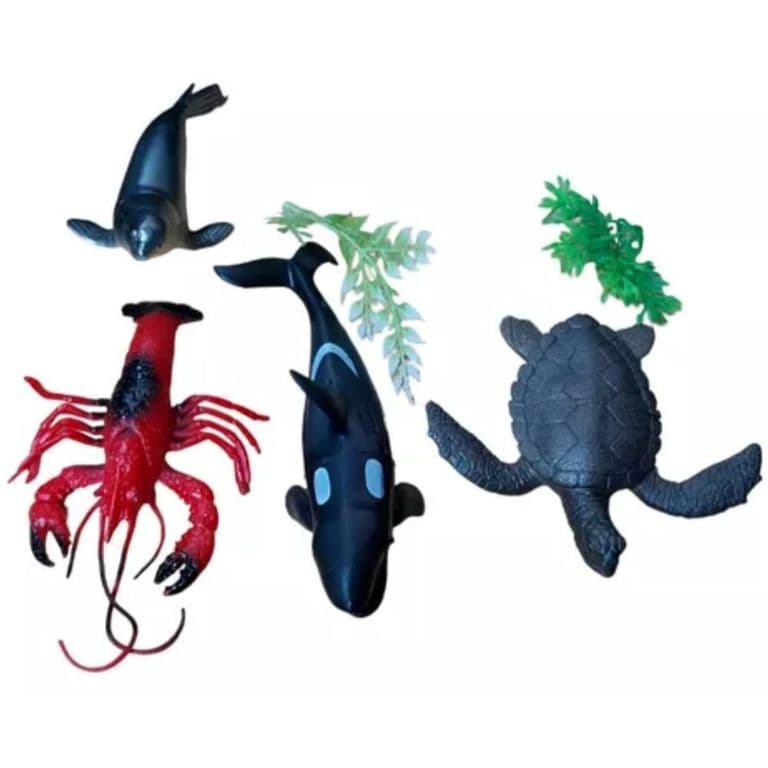 Animales marinos cuatros figuras y dos algas