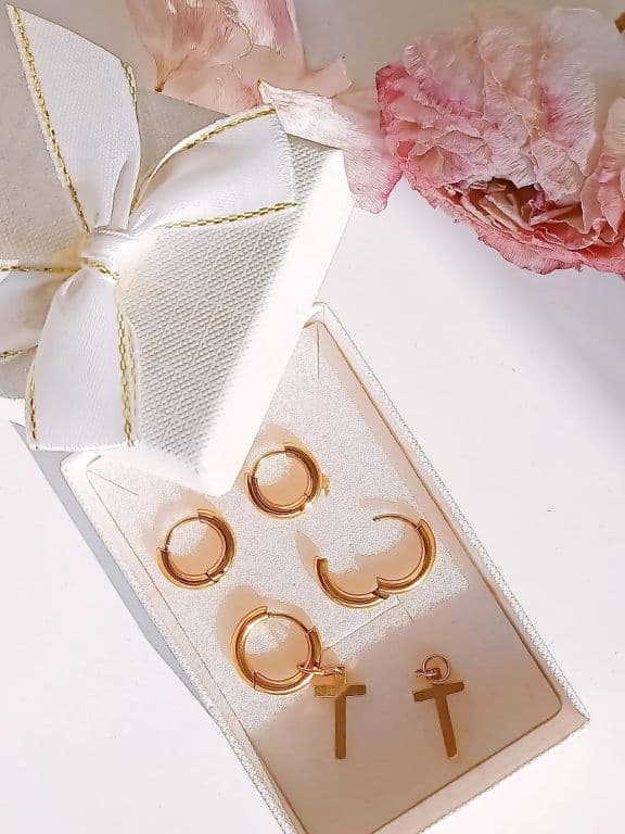 Pack De Aros Argollas Cruz Doble Uso Chapadas En Oro 18k Beige TALLA UNICA