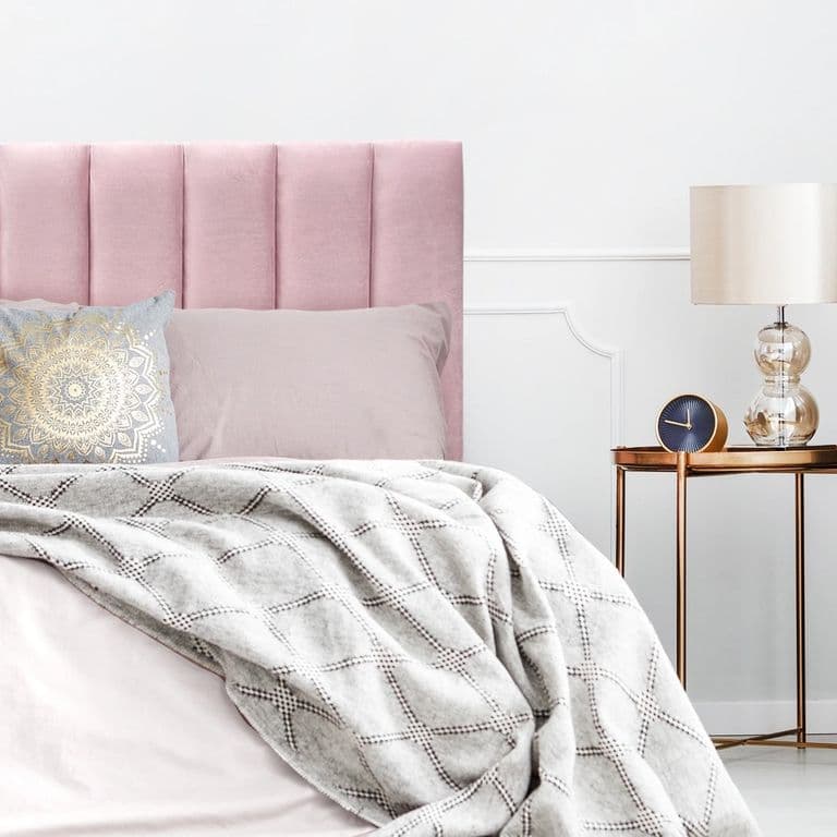 Respaldo de Cama Tubular Vertical Felpa Rosado Claro - 1 Plaza