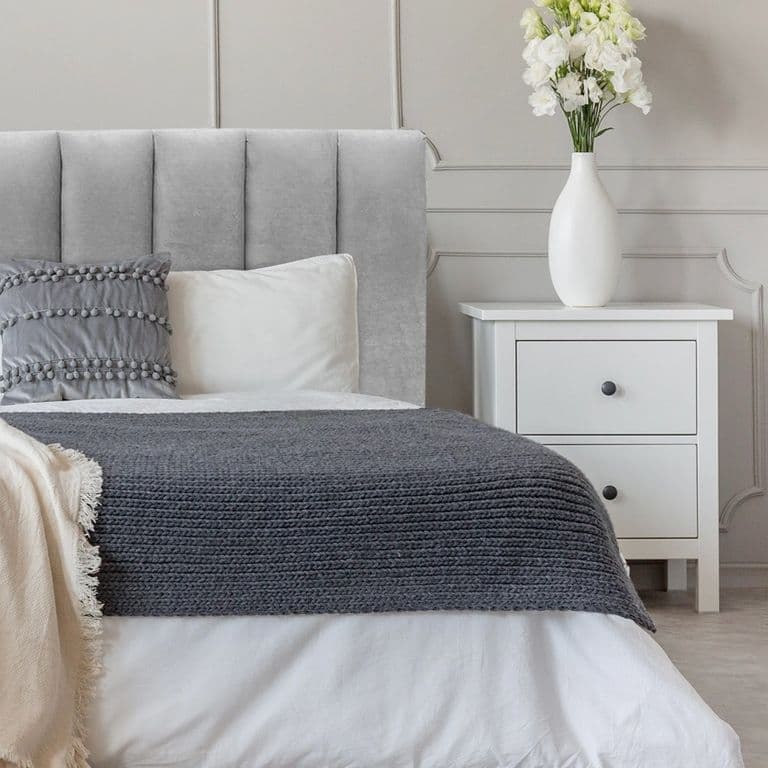 Respaldo de Cama Tubular Vertical Felpa Gris Plata - Queen