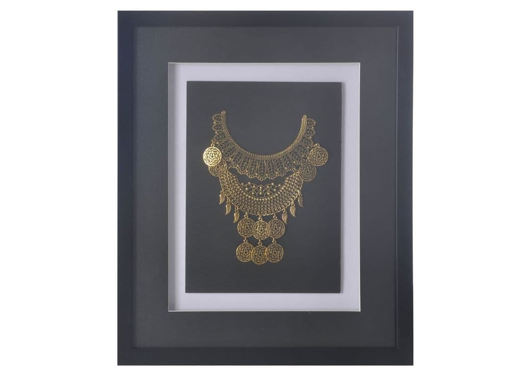 Cuadro Joya Dorada Negro 38x45 cm