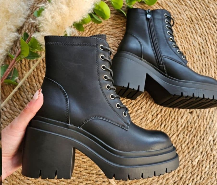 Botin Mujer color Negro con Plataforma M512 Negro 37