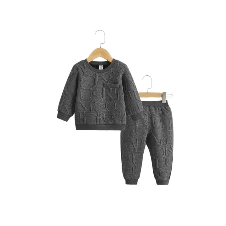 Set gris oscuro con relieve y bolsillos para chicos Gris Oscuro 18-24 MESES