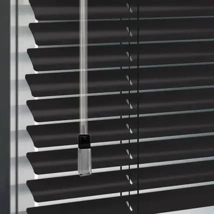 Persiana de aluminio Negra 150cm ancho x230cm alto Laminas 25mm