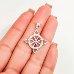 Colgante Nudo De Bruja Circon Calado Plata Fina 925 Plateado TALLA UNICA