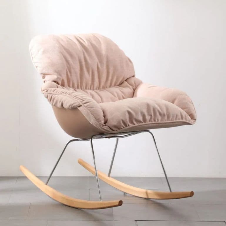 Silla mecedora marca modelo Sebastiana color Rosado