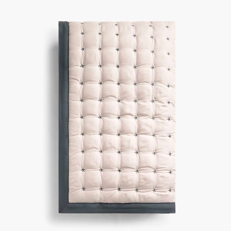 Colcha Nimes 240x260 Crudo (Cama 2 plazas o Queen)