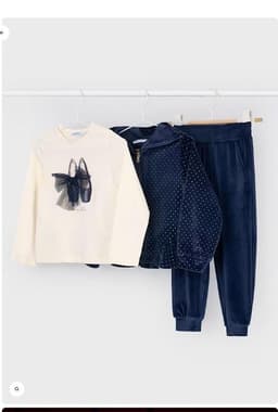 Conjunto espanol, Chandal, camiseta y pantalon largo diseno zapatito con cintas Azul Marino 2 ANOS