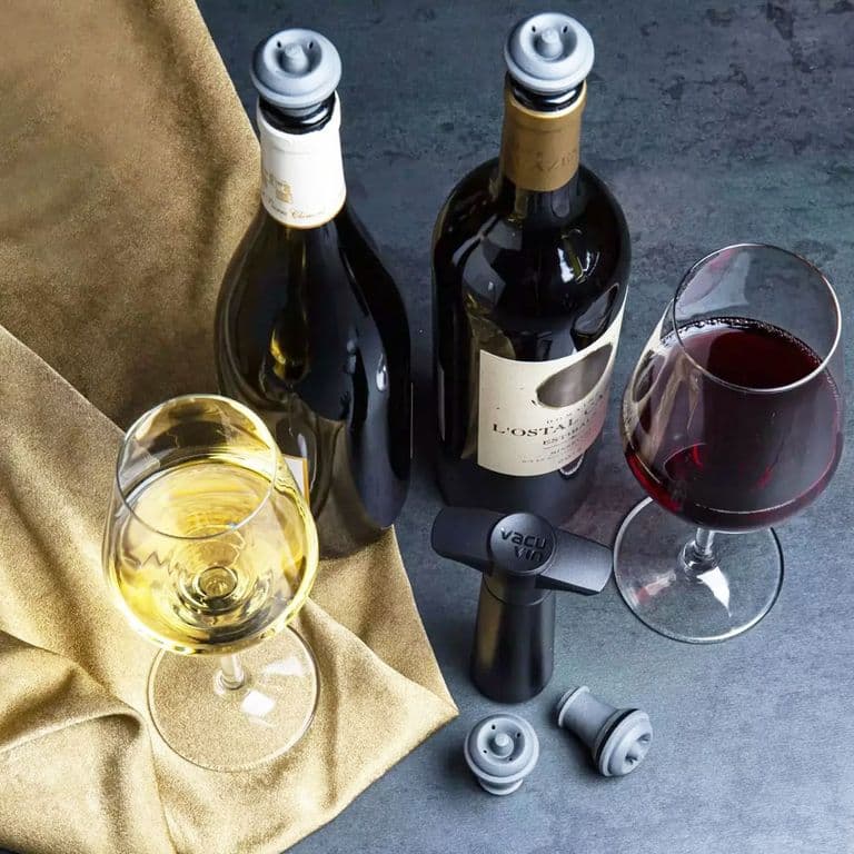 Bomba y Tapon de Vacio para Vino Negro