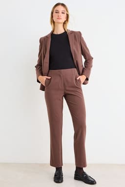 Pantalon Liso Recto Pretina Escondida Mujer Cafe Cafe 36