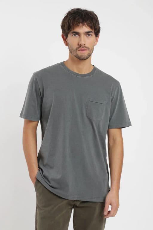 Polera manga corta hombre Bolsillo stitch Grafito L