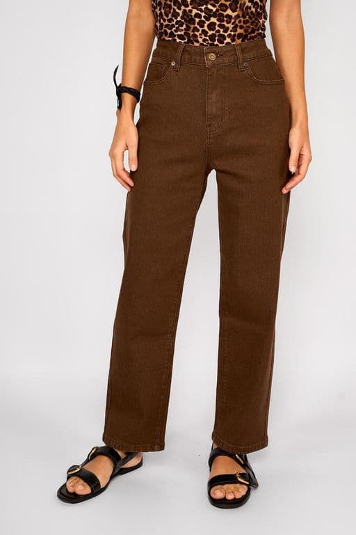Jeans Rectos Tiro Alto Sofia Chocolate Cafe 44