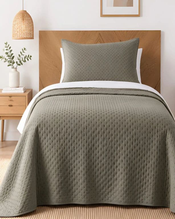 Quilt Cadiz 1.5 Plazas Ultra Soft 180x240 cm con Funda de Almohada