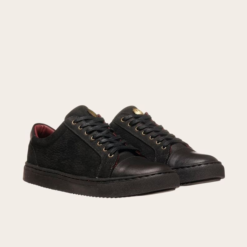 Zapatilla de Cuero Casual Aconcagua OLKI - Negro 42