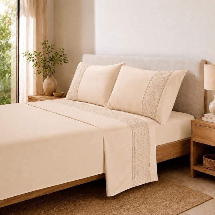 Juego de Sabanas 180 Hilos Broderie Beige King Beige Natural