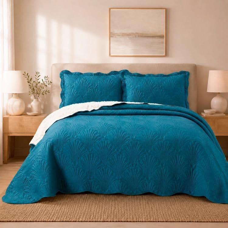 Quilt Sherpa 2 Plazas Paris Liso Petroleo Azul Petroleo