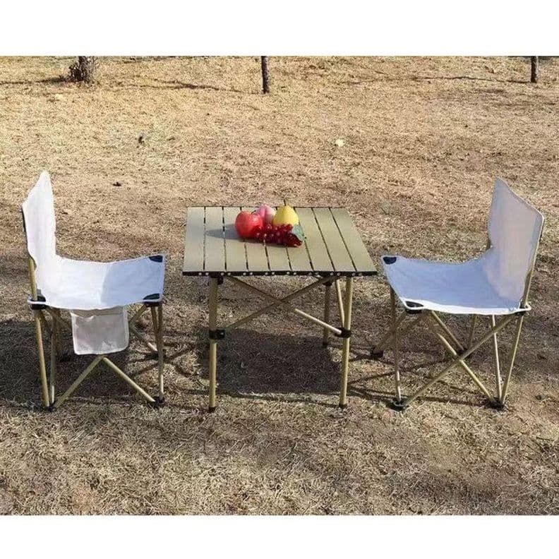 Set Comedor Camping incluye Mesa Mas 2 Sillas Plegables Reforzadas Beige