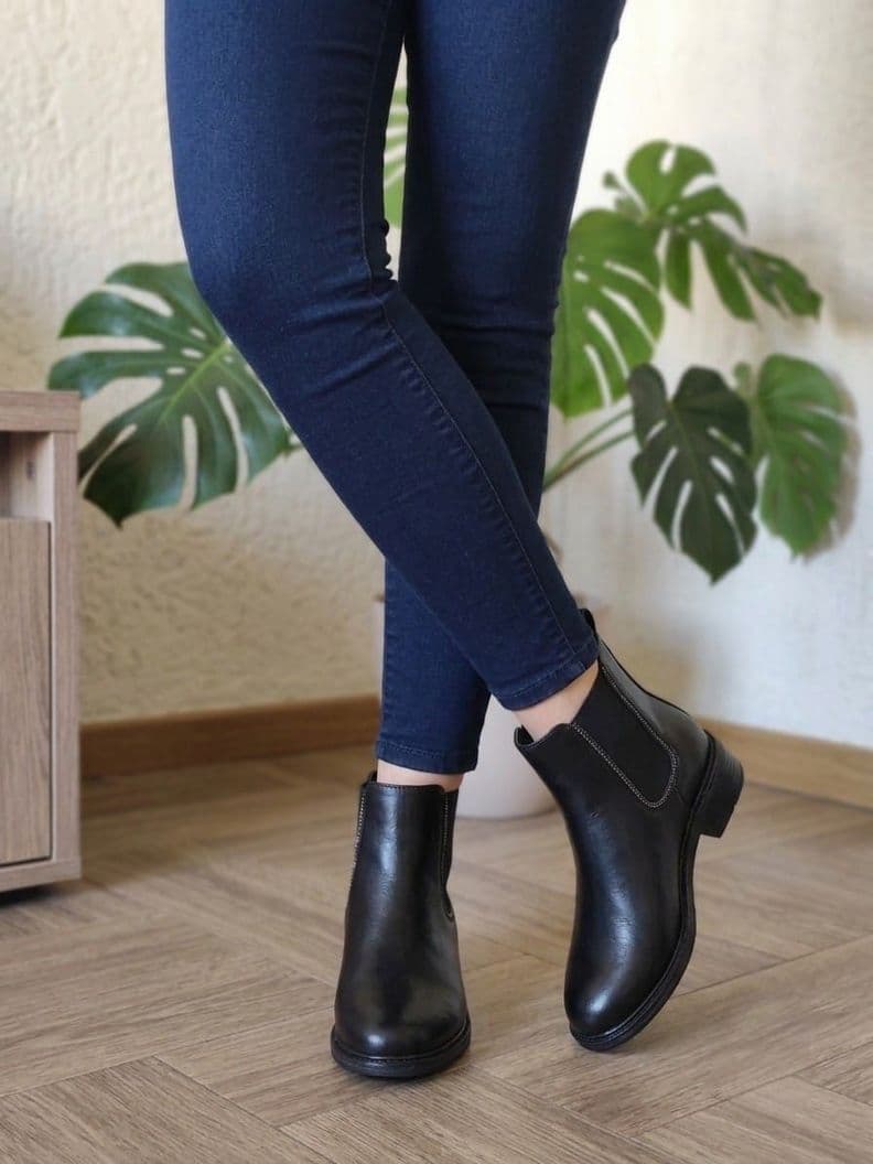 Botin para Dama Taco Bajo M673 Negro 35