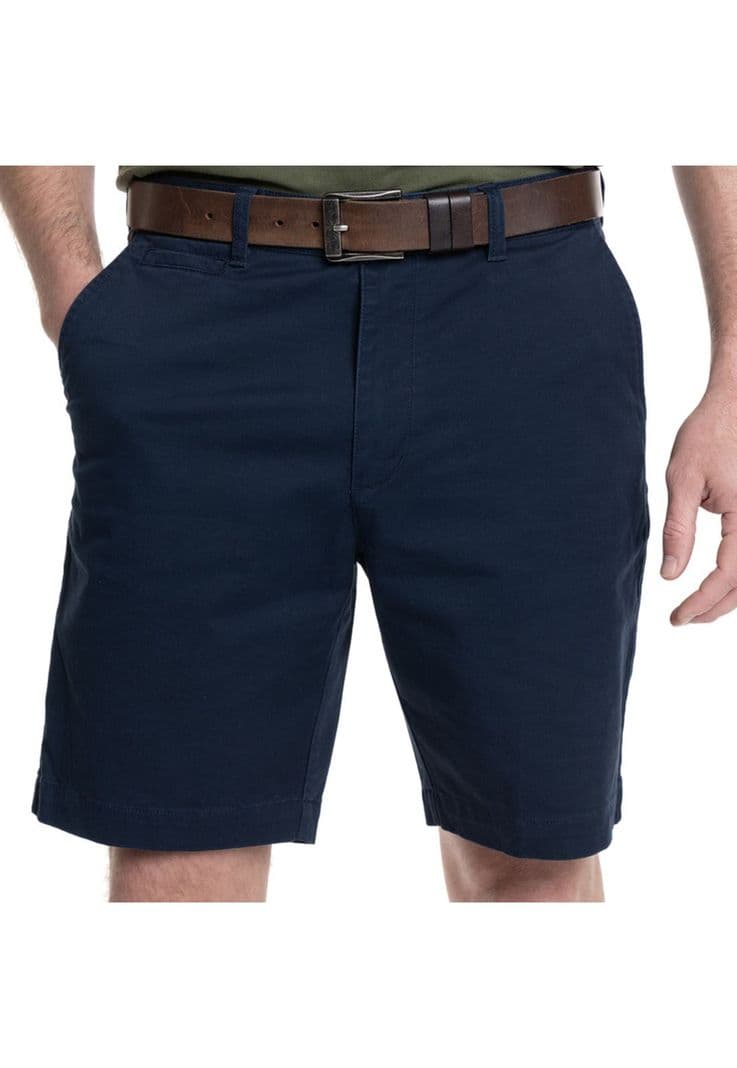 BERMUDA HOMBRE CASUAL FRENTE PLANO NEWBURGH. Azul Marino 50