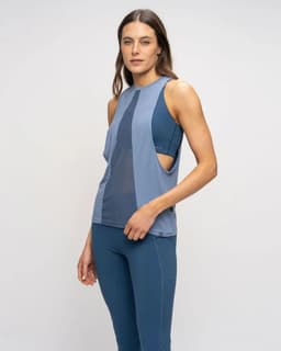 Polera Deportiva UV Katala Mujer Gnomo Azul XS