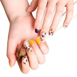 Unas Sticker Efecto Gel Tiolla Yellow Leopard