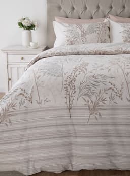 Set Funda De Plumon + Sabana Bajera Betina King Beige