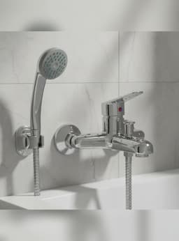 Monomando Llave Grifo Para Tina Stretto Modelo Dakota Plateado Metalico