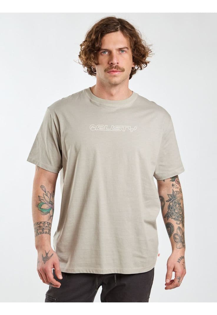 Polera MC Rusty 90S Beige Hombre Rusty L