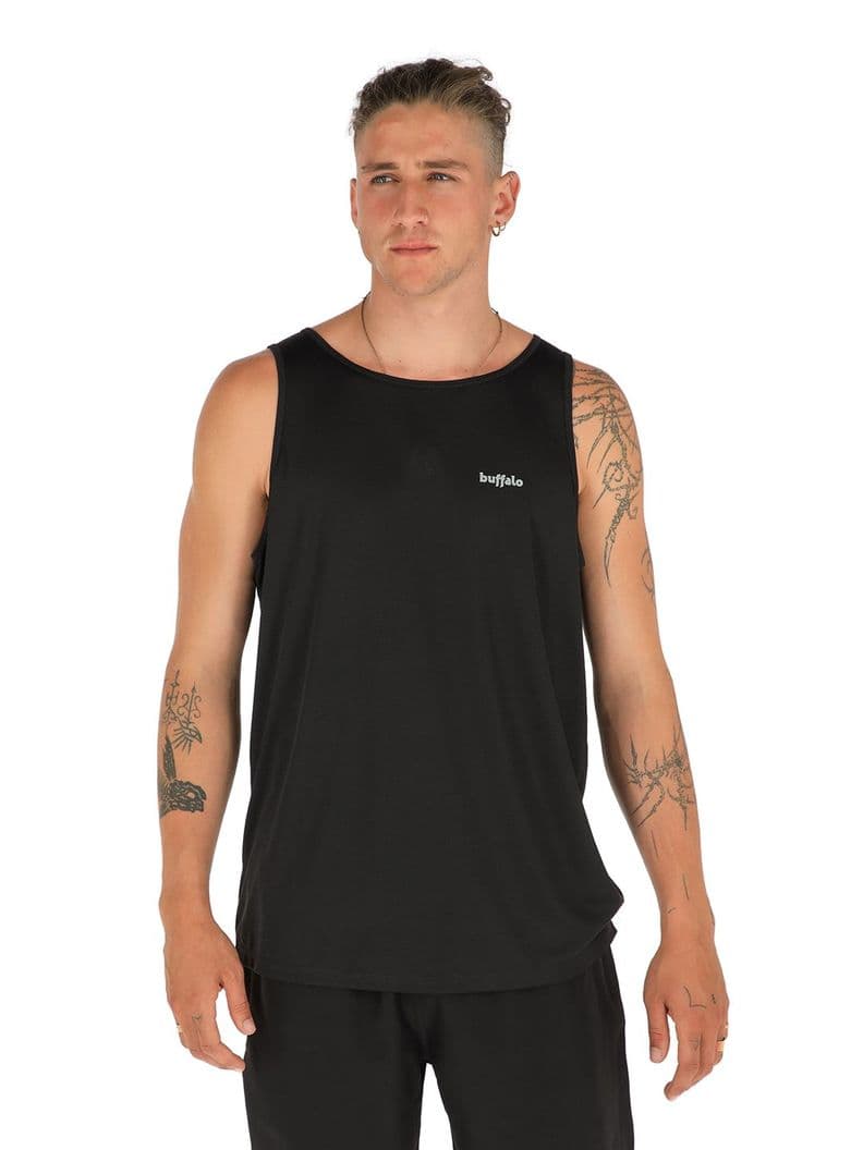 Polera Deportiva Chincol Hombre Buffalo Negro S