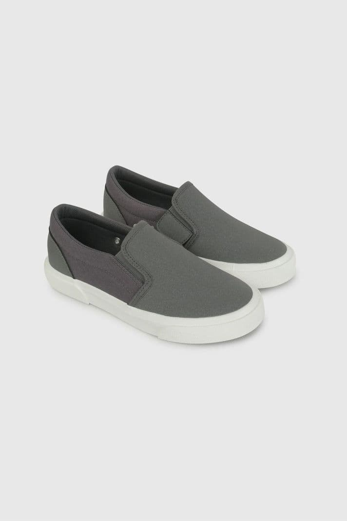 Zapatilla de Lona Negra Slip On de Nino talla 28 a 38 Negro CL 30