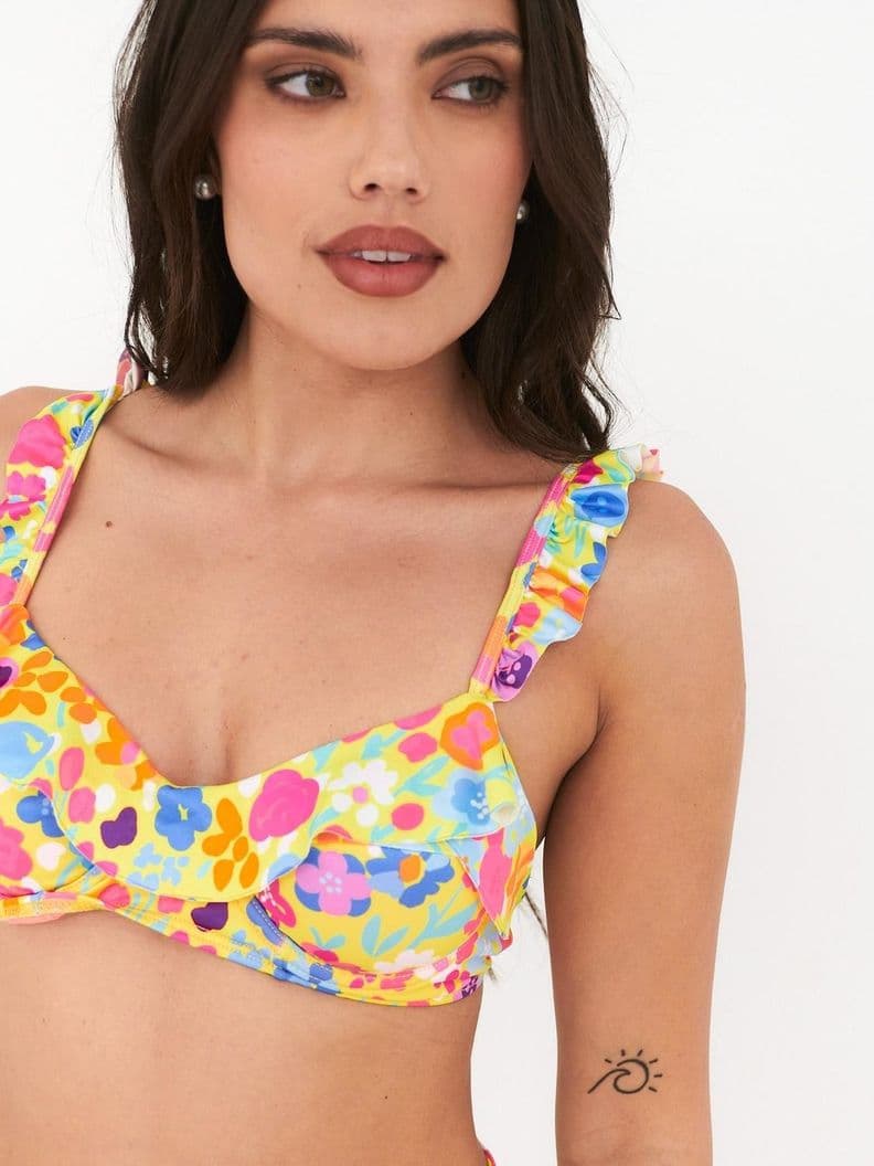 Top de Bikini Daikiri Mujer Horma Vuelos Flores Amarillo Fluor Filtro UV50+ L