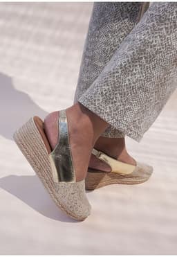 Sandalia Cuero Susanne Beige Dorado 39
