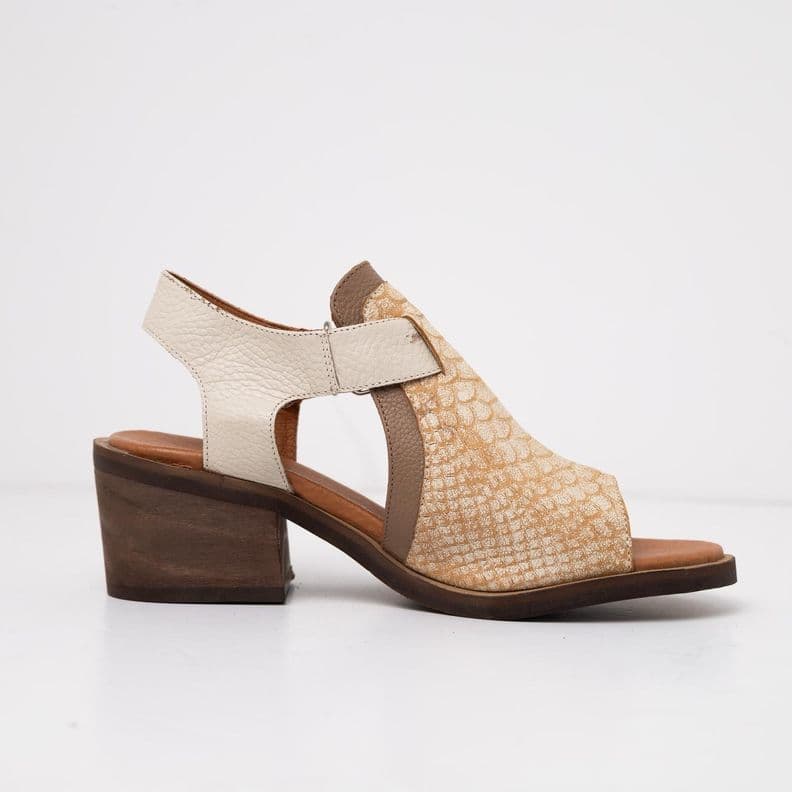 Sandalia Cuero Mujer Guanay Beige CL 35
