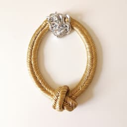 Maria la Biyux Collar Nudo Dorado
