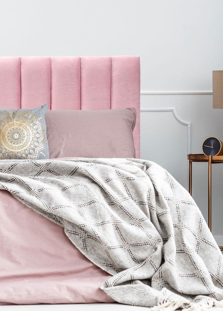 Respaldo de Cama Tubular Vertical Felpa Rosado Claro - King