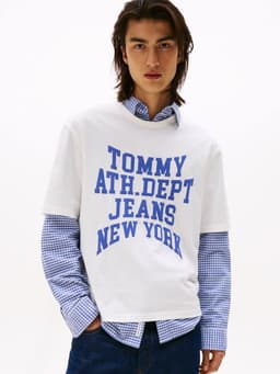 Polera 90S Varsity Logo Regular Fit Blanco S