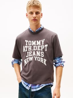 Polera 90S Varsity Logo Regular Fit Gris M