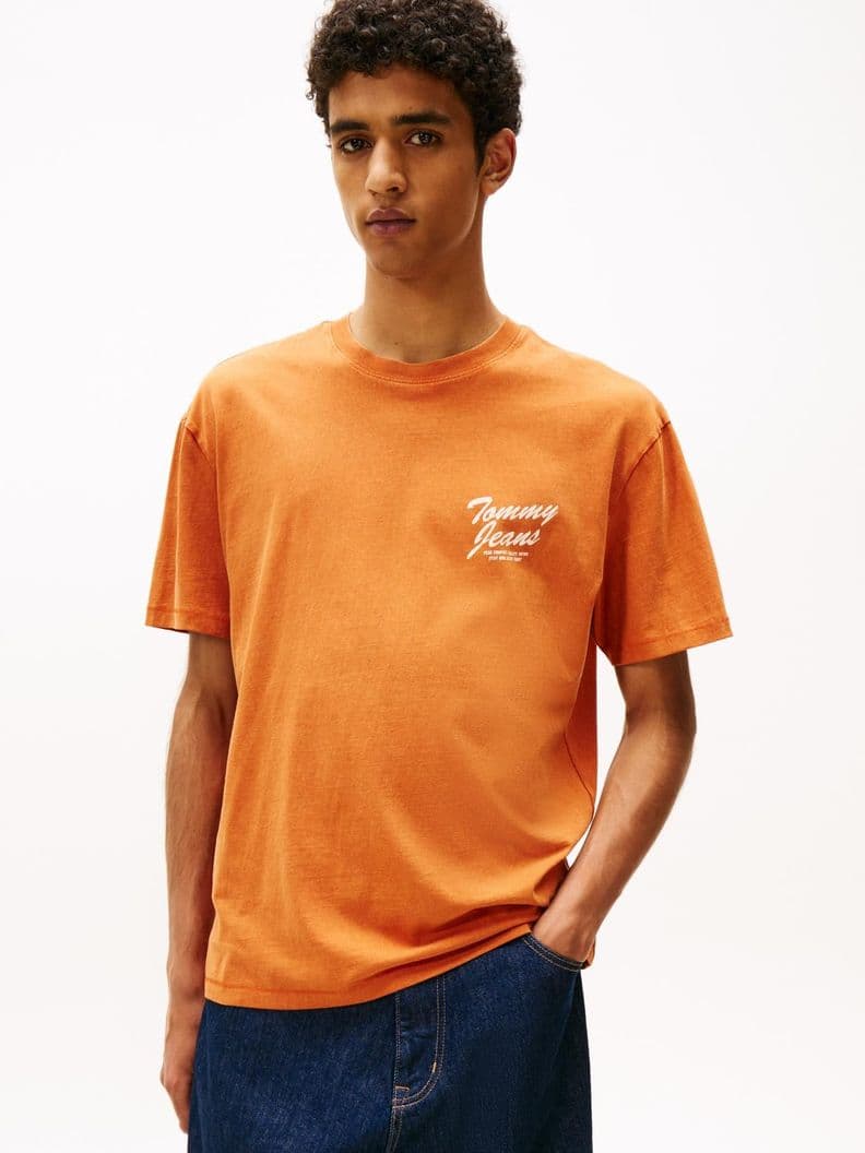 Polera Novelty Logo Relaxed Fit Naranjo M
