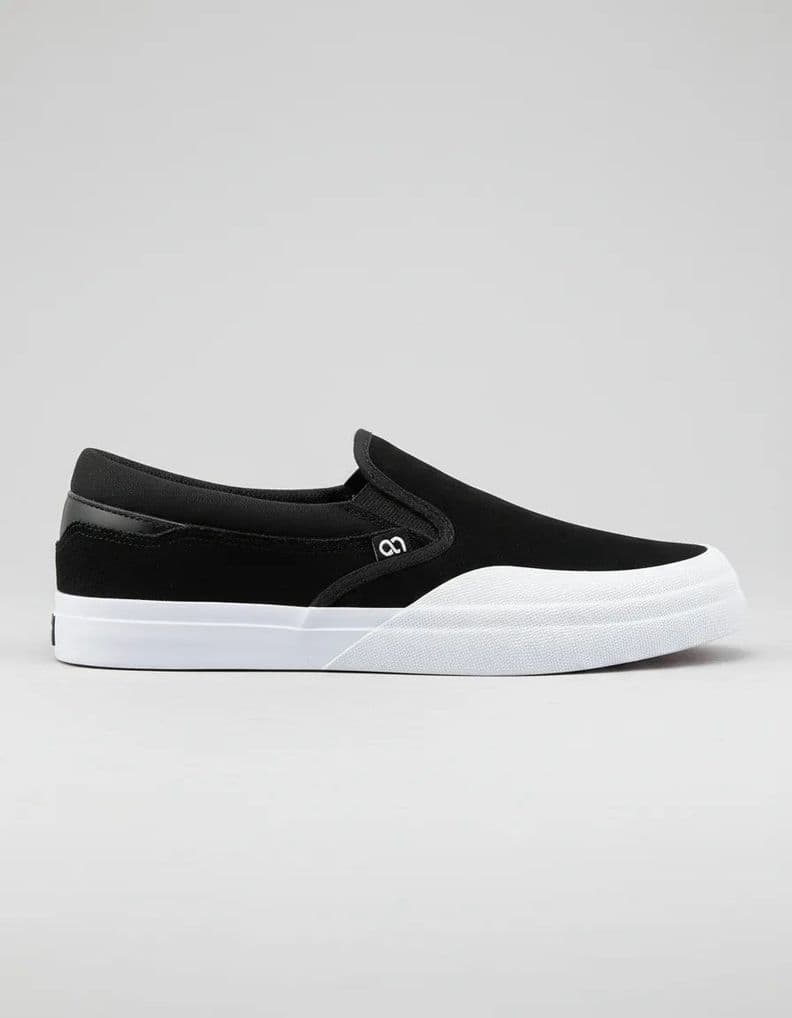 Zapatilla Hombre Slip-On Black Vulc Cuero Anthology Negro 43