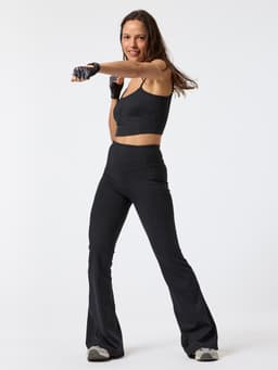 Calza Open Hem Flare Aloe Negra Mujer Negro S