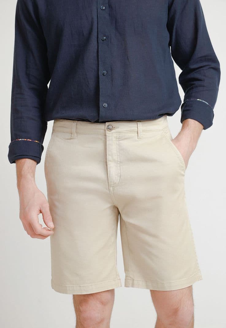 Bermuda Hombre Algodon Liso Slim Valerio Beige 42