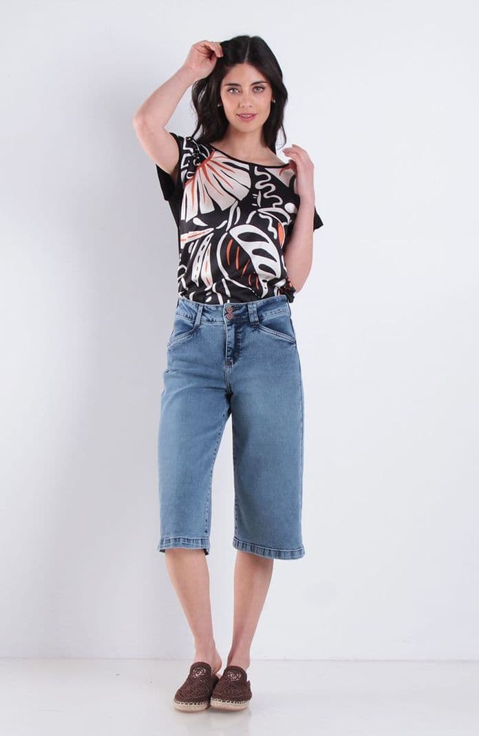 Polera Estampada Manga Corta Escote Redondo Negro S