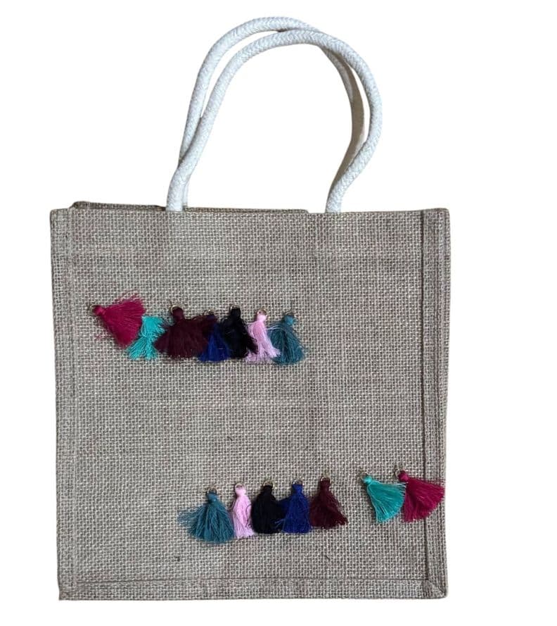 Cartera bolso bordada a mano tono beige diseno exclusivo