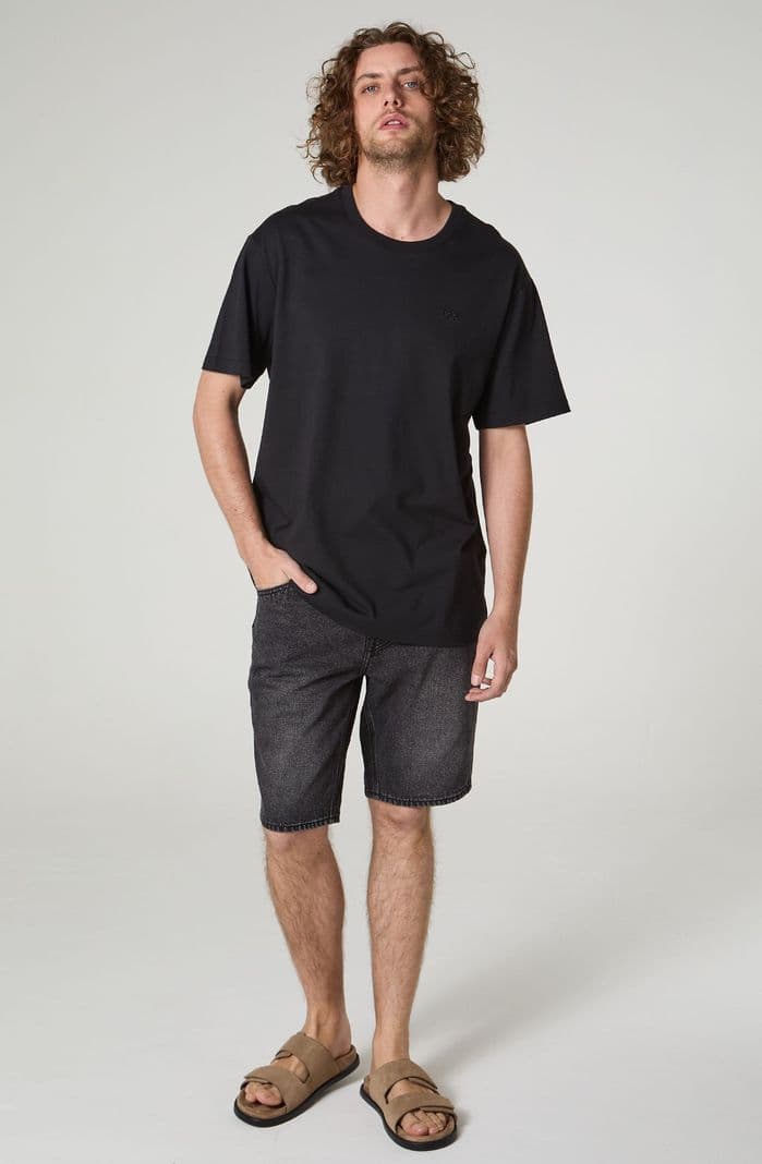 Polera Hombre Cuello Redondo Manga Corta Regular Fit Bordado Negro M