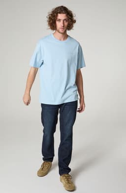 Polera Hombre Cuello Redondo Manga Corta Regular Fit Bordado Celeste XL